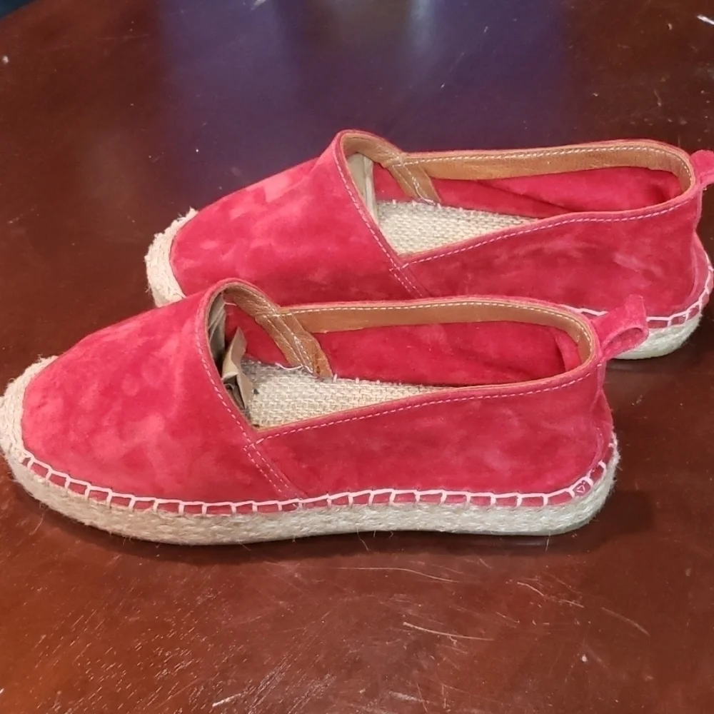 Maldives Espadrilles Suede Shoes Nwot